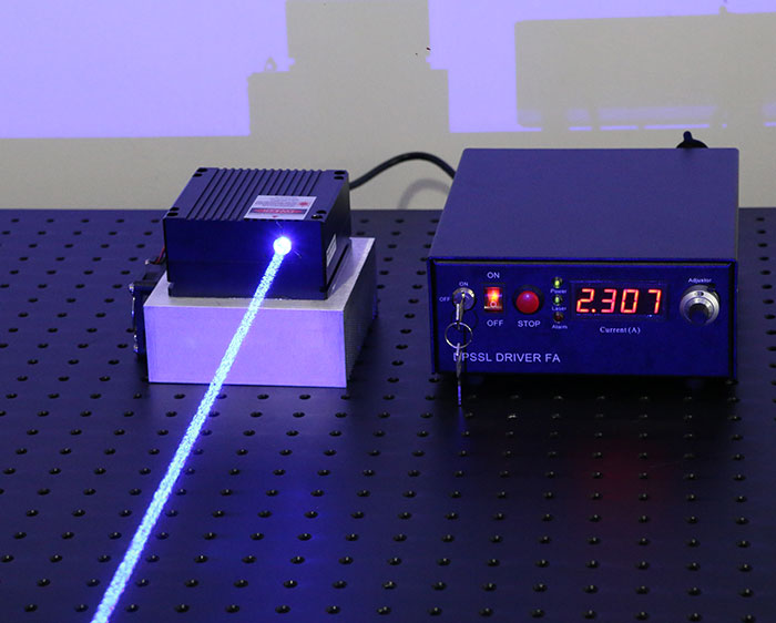 445nm Láser semiconductor 8W/10W/12W powerful blue laser Plastic cutting - Haga click en la imagen para cerrar